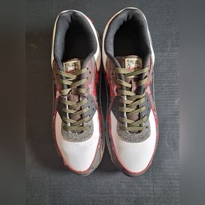 Nike Air Max 90 SE , Men's Sneakers Size 10.5Take 50% Off — Read Comments